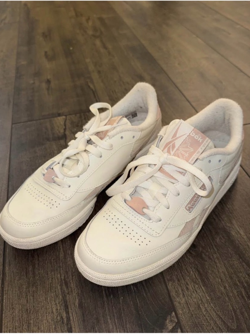 Reebok White Sneakers with Pale Pink Accents